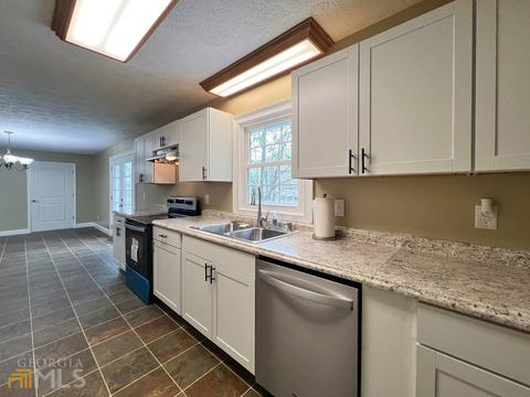 205 Huff Ave, Cornelia, GA 30531 photo 7