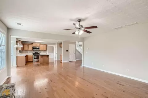 145 Natalie Ct, Covington, GA 30016 photo 13