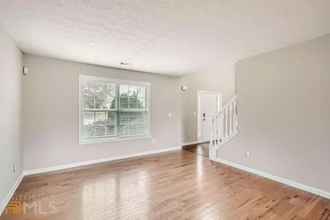 145 Natalie Ct, Covington, GA 30016 photo 4