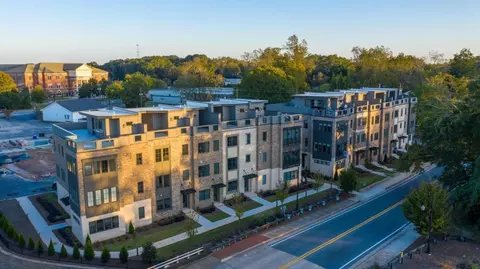 8 Newnan Views Cir #18, Newnan, GA 30263
