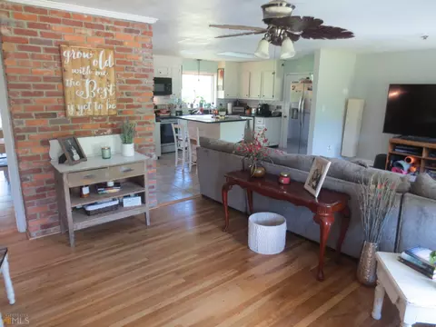203 Hackamore Ln, Warner Robins, GA 31088 photo 7