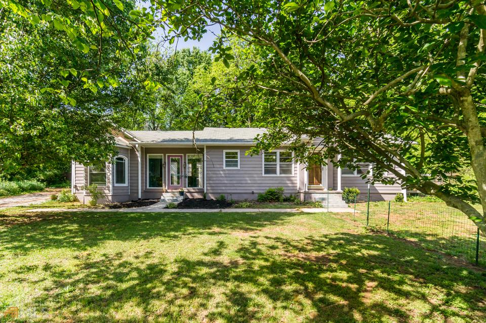 3775 Fence Rd, Auburn, GA 30011 30 Photos MLS 10041146 Movoto