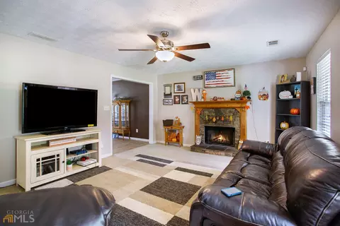 136 Deep Step Rd, Covington, GA 30014 photo 6