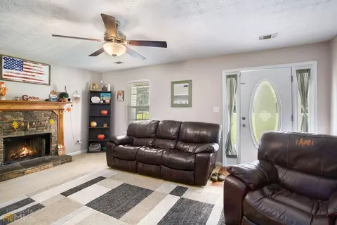 136 Deep Step Rd, Covington, GA 30014 photo 4