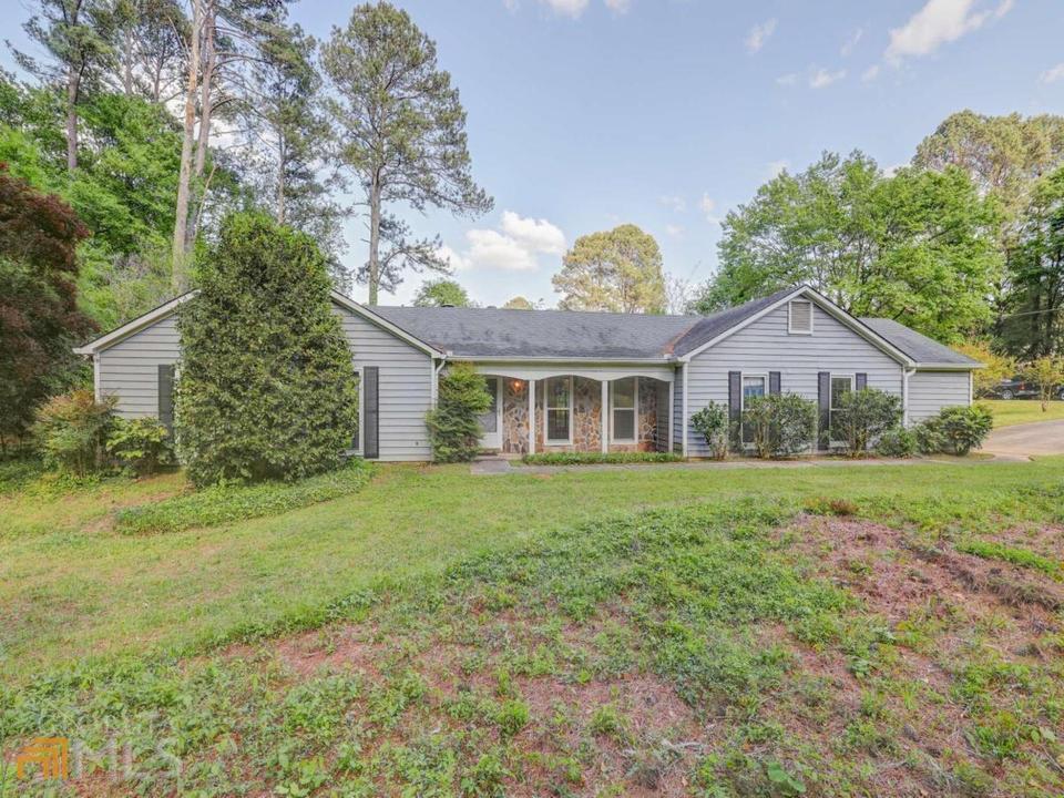 307 Ginger Cake Rd, Fayetteville, GA 30214 37 Photos MLS 10041332