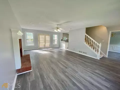 511 Wine Cluster Ct, Grayson, GA 30017 photo 4