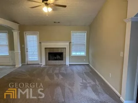 45 Darvin Ct, Covington, GA 30016 photo 4