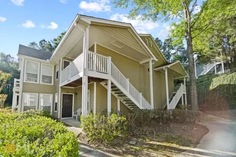 1107 Berkeley Woods Dr, Duluth, GA 30096 photo 3