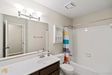 1107 Berkeley Woods Dr, Duluth, GA 30096 photo 17