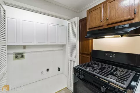 1107 Berkeley Woods Dr, Duluth, GA 30096 photo 13