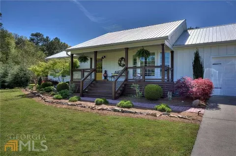 1075 Mcentyre Loop SE, Calhoun, GA 30701 photo 3