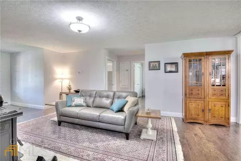 1075 Mcentyre Loop SE, Calhoun, GA 30701 photo 8