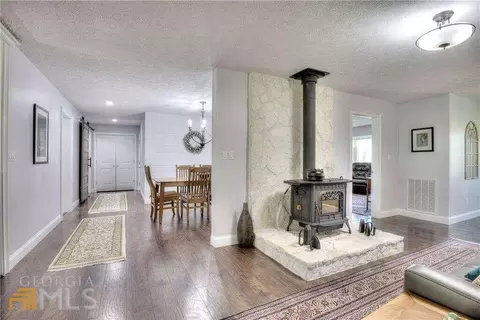 1075 Mcentyre Loop SE, Calhoun, GA 30701 photo 11