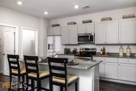 389 Amsterdam Way, Hampton, GA 30228 photo 5