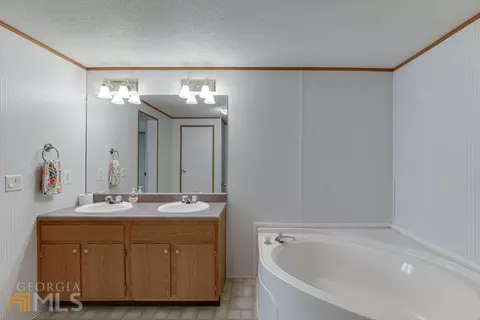 428 Graystone Dr, Winder, GA 30680 photo 26