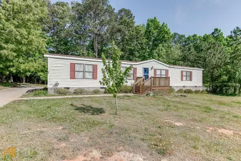 428 Graystone Dr, Winder, GA 30680 photo 1