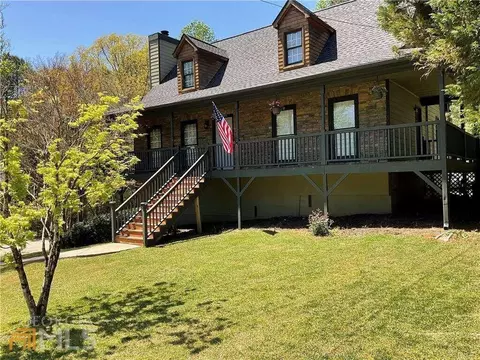 336 Maplewood Ln, Acworth, GA 30101