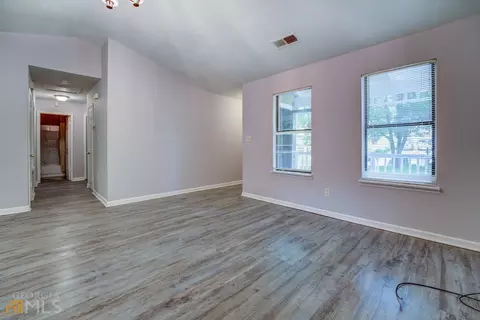 3957 Springleaf Dr, Stone Mountain, GA 30083 photo 17