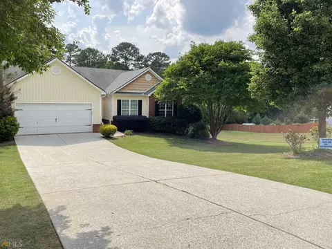 810 Custom Ln, Winder, GA 30680 photo 1