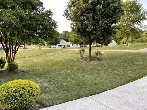 810 Custom Ln, Winder, GA 30680 photo 10