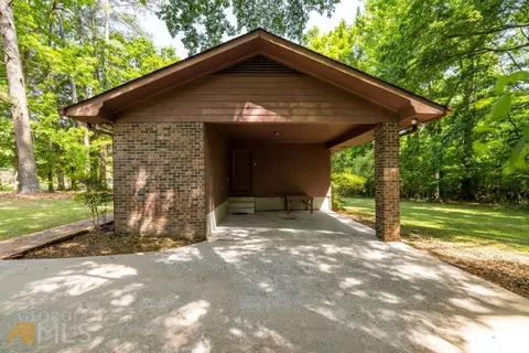 3 Mccrary Dr SW, Rome, GA 30165 photo 4