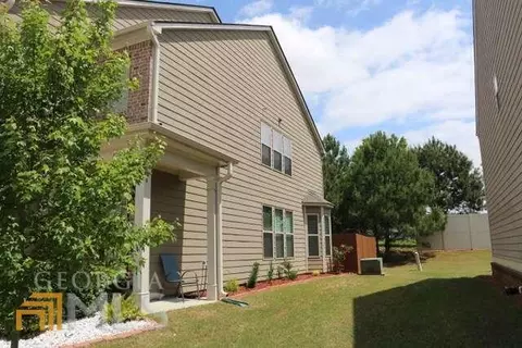 5503 Radford Loop, Fairburn, GA 30213 photo 3