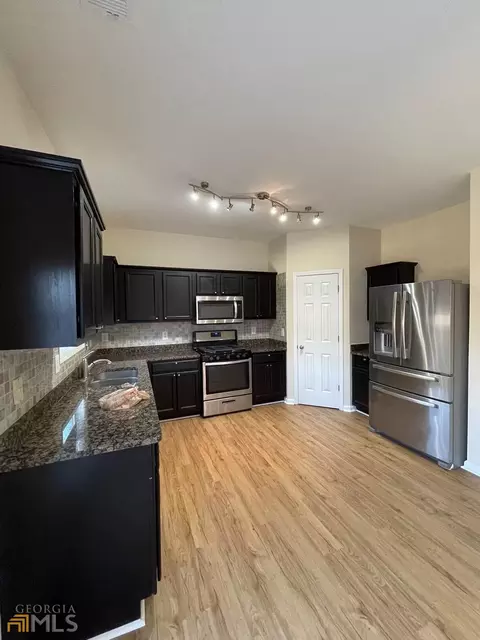 1918 Dilcrest Dr, Duluth, GA 30096 photo 3