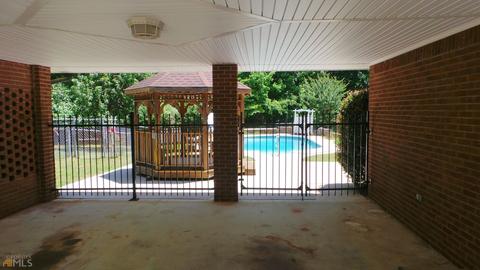 1005 Skylark Dr, Morrow, GA 30260 photo 3