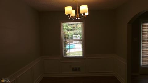 1005 Skylark Dr, Morrow, GA 30260 photo 8