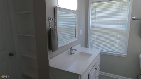 1005 Skylark Dr, Morrow, GA 30260 photo 14