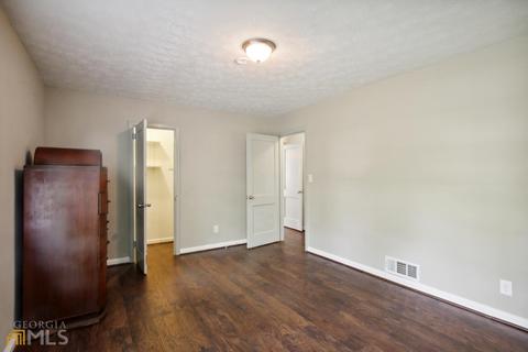 4084 W Johnson Cir, Chamblee, GA 30341 photo 16