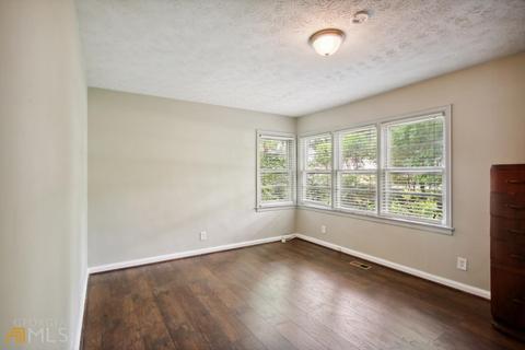 4084 W Johnson Cir, Chamblee, GA 30341 photo 14