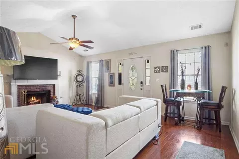 5873 Creekside Dr, Rex, GA 30273 photo 10