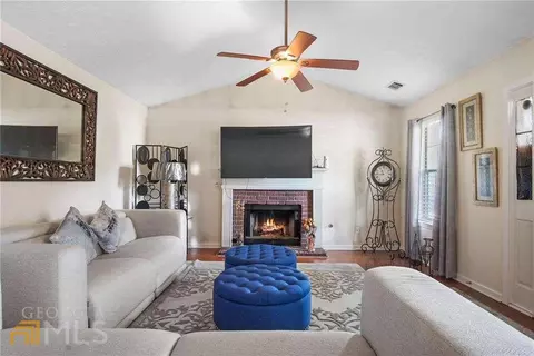 5873 Creekside Dr, Rex, GA 30273 photo 8