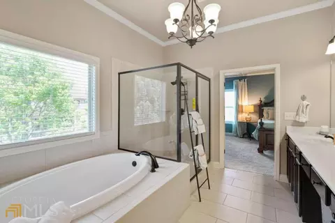 2955 Perimeter Cir, Buford, GA 30519 photo 20