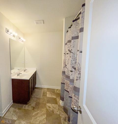 209 Tamarack Dr, Lagrange, GA 30241 photo 7