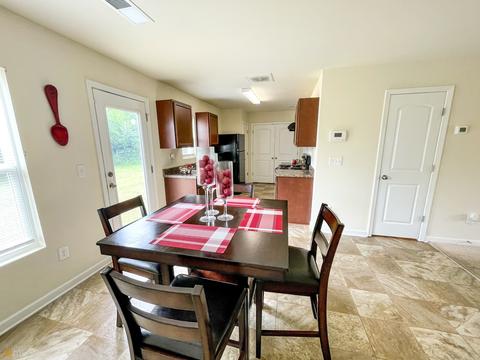209 Tamarack Dr, Lagrange, GA 30241 photo 4