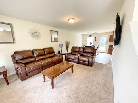 209 Tamarack Dr, Lagrange, GA 30241 photo 3