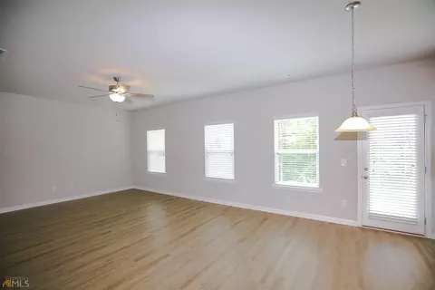 216 Finley Dr, Commerce, GA 30529 photo 3