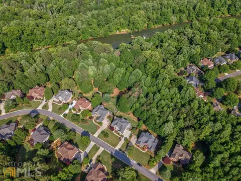 112 Riverview Dr, Suwanee, GA 30024 photo 3