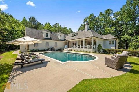 2575 Southers Cir, Suwanee, GA 30024 photo 1