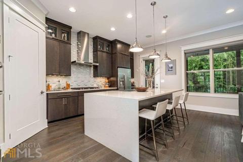 2540 Gatebury Cir, Chamblee, GA 30341 photo 11