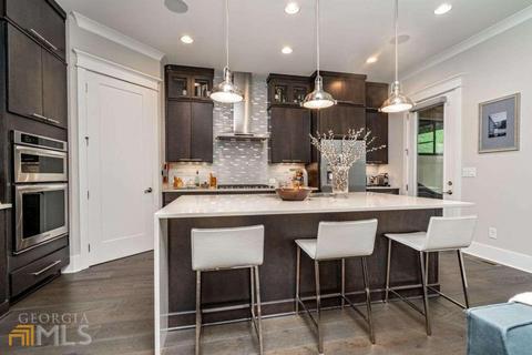 2540 Gatebury Cir, Chamblee, GA 30341 photo 12