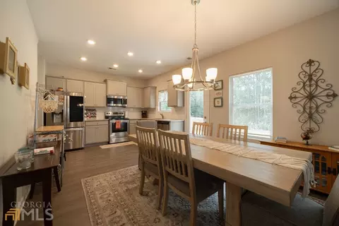 425 Daffodil Dr, Temple, GA 30179 photo 9