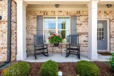 3721 Heirloom Loop Ct, Buford, GA 30519 photo 4