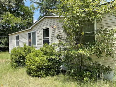 170 4th St E, Arabi, GA 31712 photo 1
