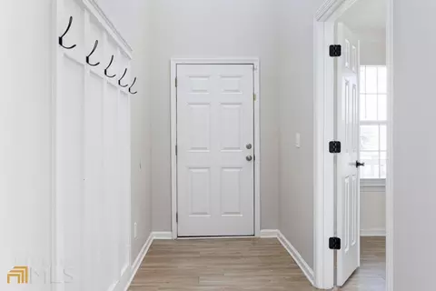 310 Meadows Ln, Canton, GA 30114 photo 3