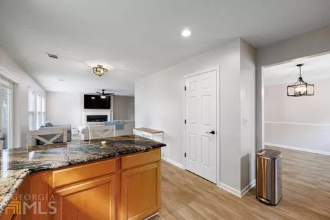 310 Meadows Ln, Canton, GA 30114 photo 9