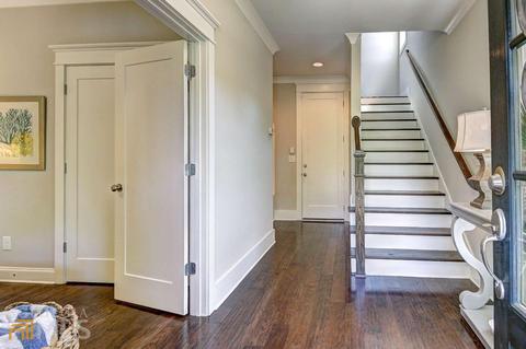 2431 Gatebury Cir, Chamblee, GA 30341 photo 5
