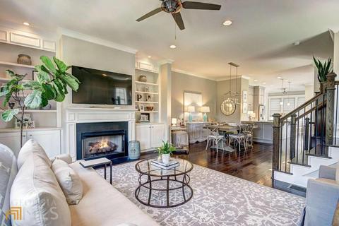 2431 Gatebury Cir, Chamblee, GA 30341 photo 12